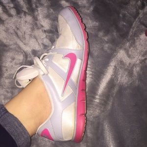 Nike Oceania NM sneakers pink/white/gray size 8